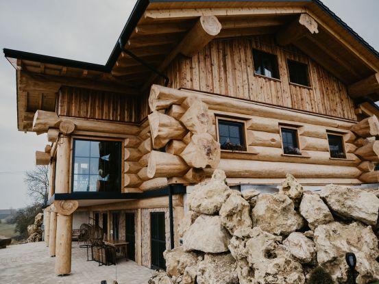 Modernes Blockhaus
