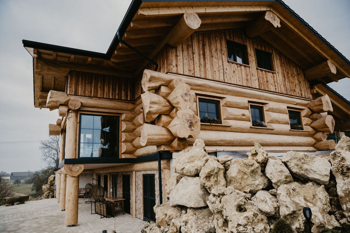 Modernes Blockhaus