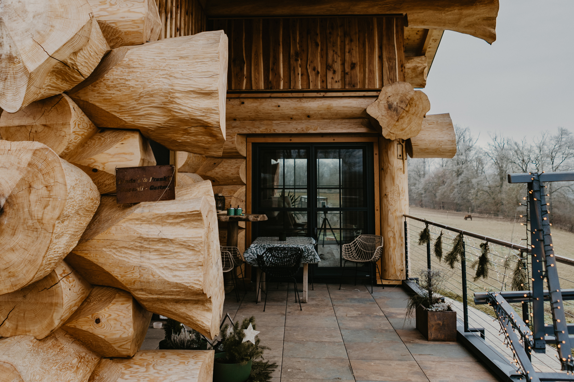 Holzarten für Naturstammhäuser