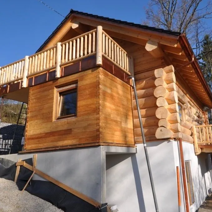 Blockhaus mit Keller
