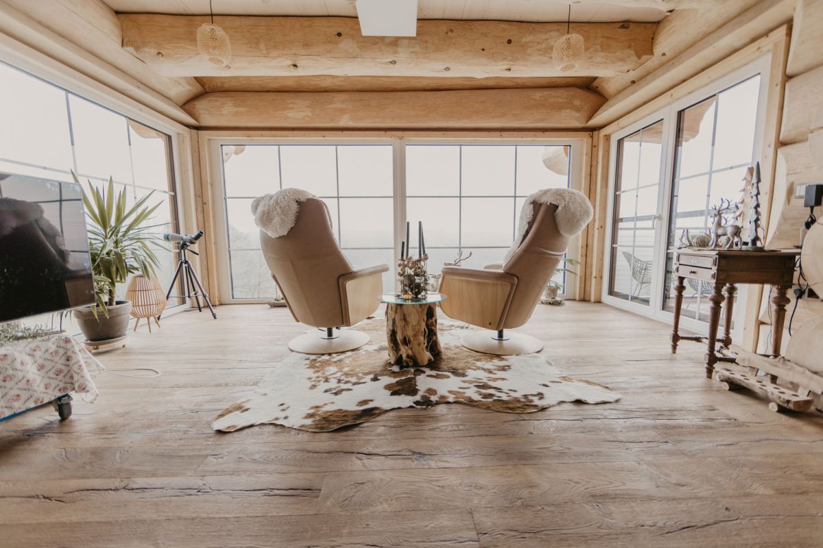 Individuell eingerichtetes Blockhaus